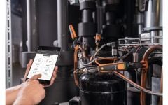Testo 115i – Akıllı Telefon ile Yönetilebilen Kıskaçlı Termometre