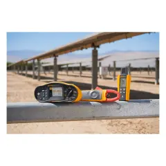 Fluke SMFT-1000/KIT Çok Fonksiyonlu PV (Güneş Paneli) Test Cihazı Kiti