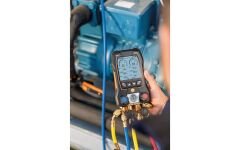 Testo 557s Akıllı Vakum Seti – Kablosuz Problar ve 4 Hortumlu Dolum Setli Dijital Manifold
