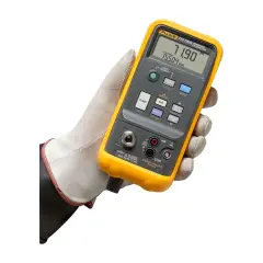 Fluke 719 100G Elektrikli Basınç Kalibratörü
