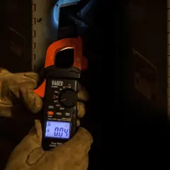Klein Tools CL800 600A AC/DC TRMS Dijital Pens Ampermetre, LoZ ve Sıcaklık Ölçümlü