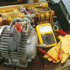 CHAUVIN-ARNOUX C.A 5005 Analog Multimetre + MN89 Akım Pensli Set | 240A AC Ölçüm, CAT III 600V, IP53