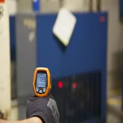 Klein Tools IR5 Çift Lazerli Kızılötesi Termometre, 12:1, -30 ila 400 °C
